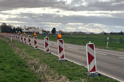 Baustelleneinrichtung Radweg Nieder-Eschbach - Nieder-Erlenbach