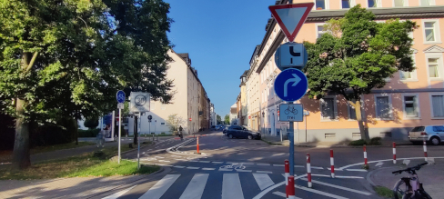 Zweirichtungsradweg Gerlachstraße