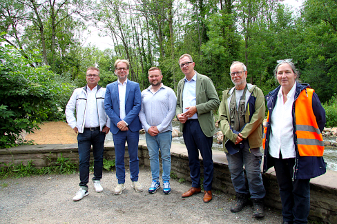Radweg wieder befahrbar – vergrößerte Ansicht wird in Lightbox angezeigt