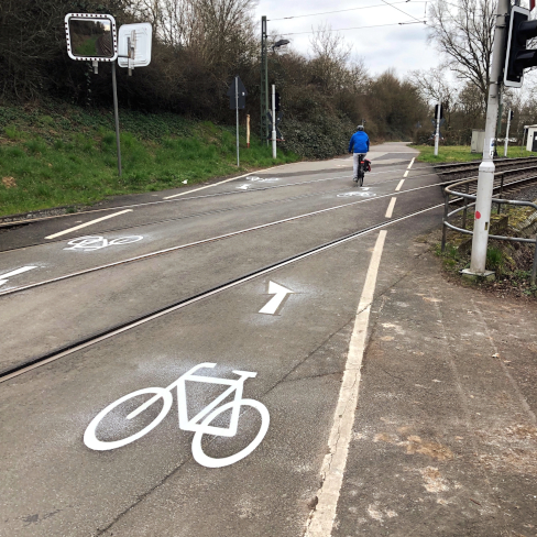 Markierungen für Verkehrsversuch Krautgartenweg - Phase 2